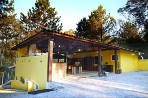 Casa em Itapecerica da Serra com Conforto e Lazer